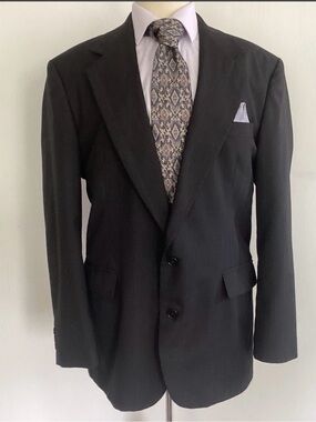 Haggar Imperial Gentleman’s Fit Black Shadow Pinstripe  2 Button Jacket 42 EUC
